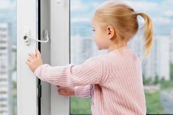 Остекление балконов в Зеленограде